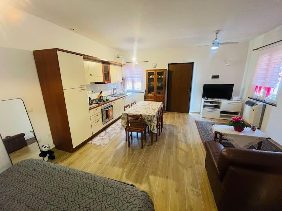 Giorgio'S Apartment Pisa Fiocina Екстериор снимка