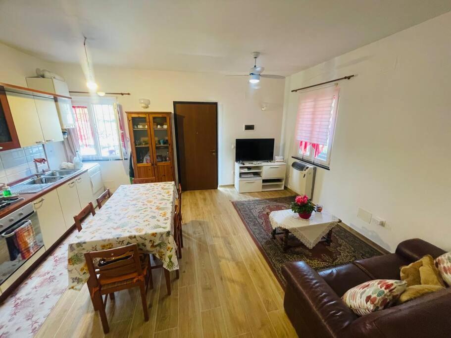 Giorgio'S Apartment Pisa Fiocina Екстериор снимка