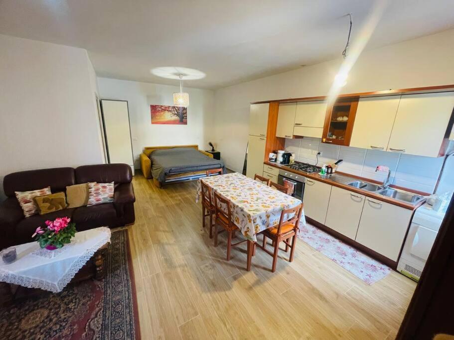 Giorgio'S Apartment Pisa Fiocina Екстериор снимка