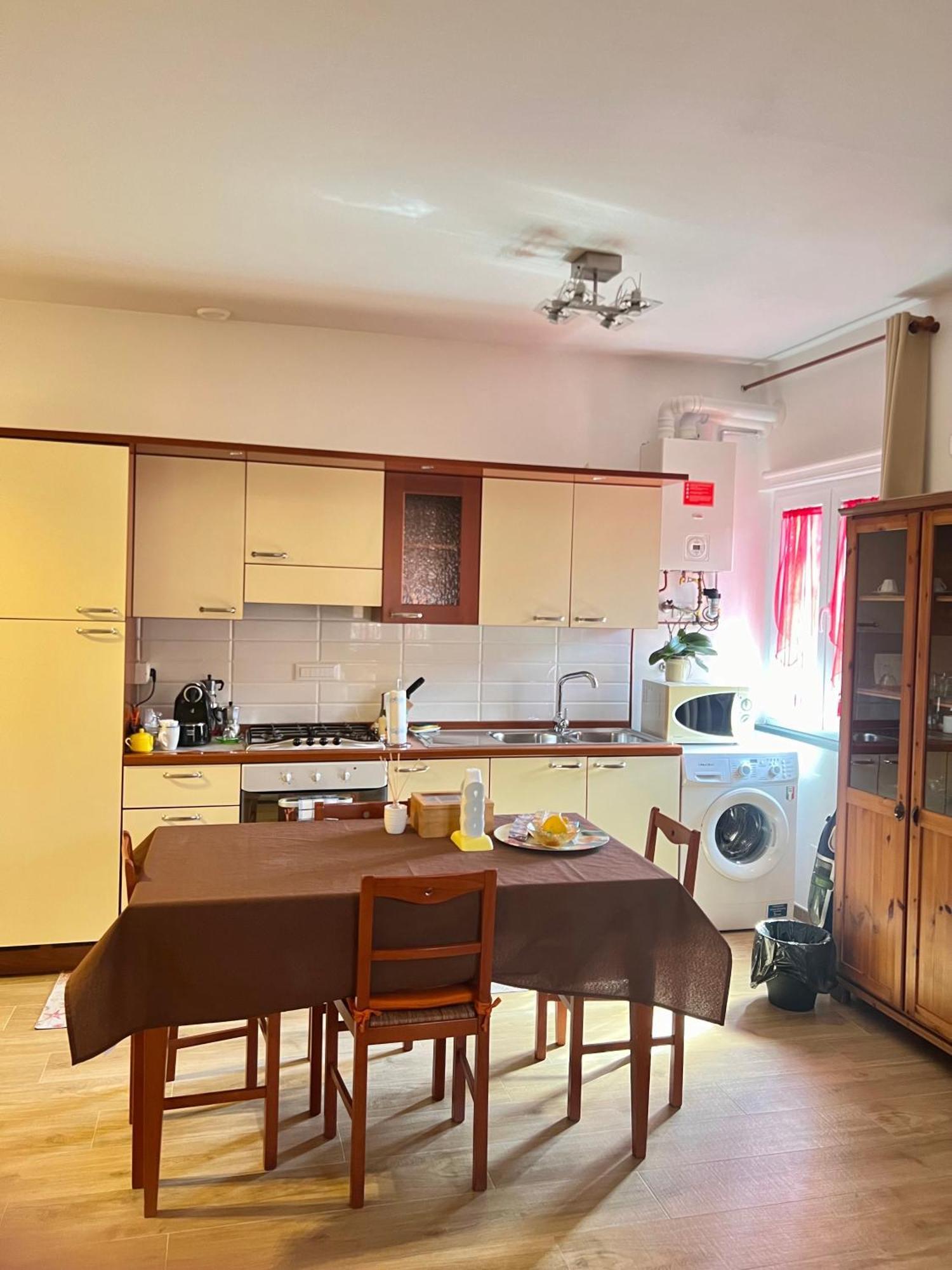 Giorgio'S Apartment Pisa Fiocina Екстериор снимка
